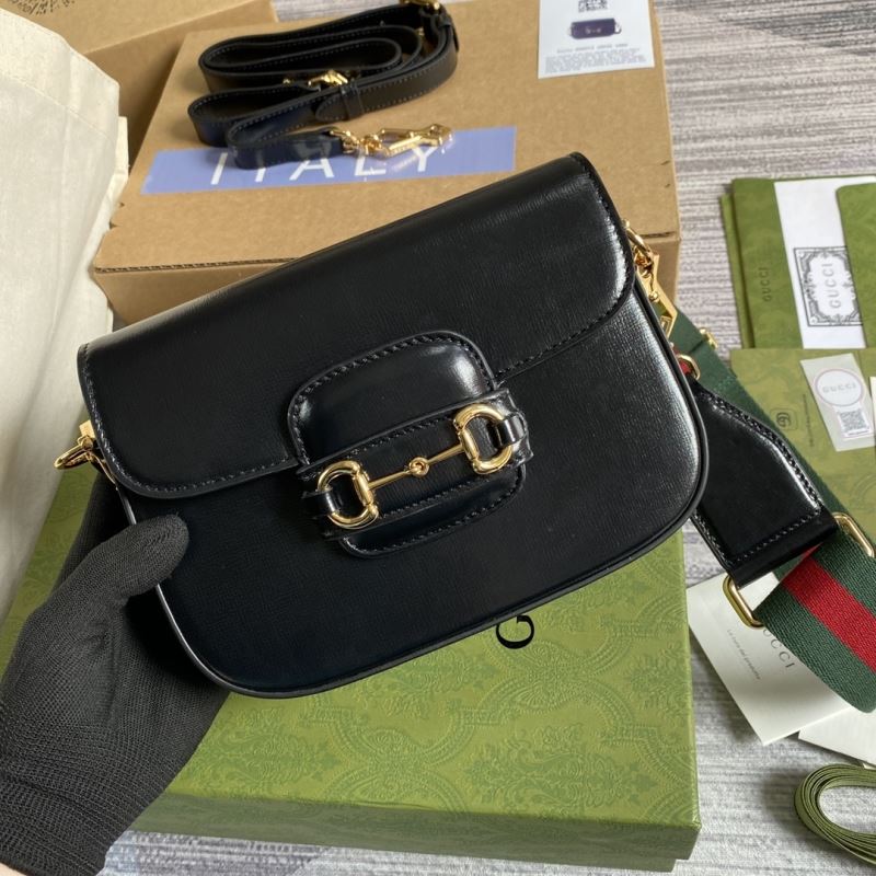 Gvc*1 horsebit bags